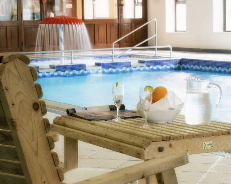 Conference And Leisure Centre Galway Hotel