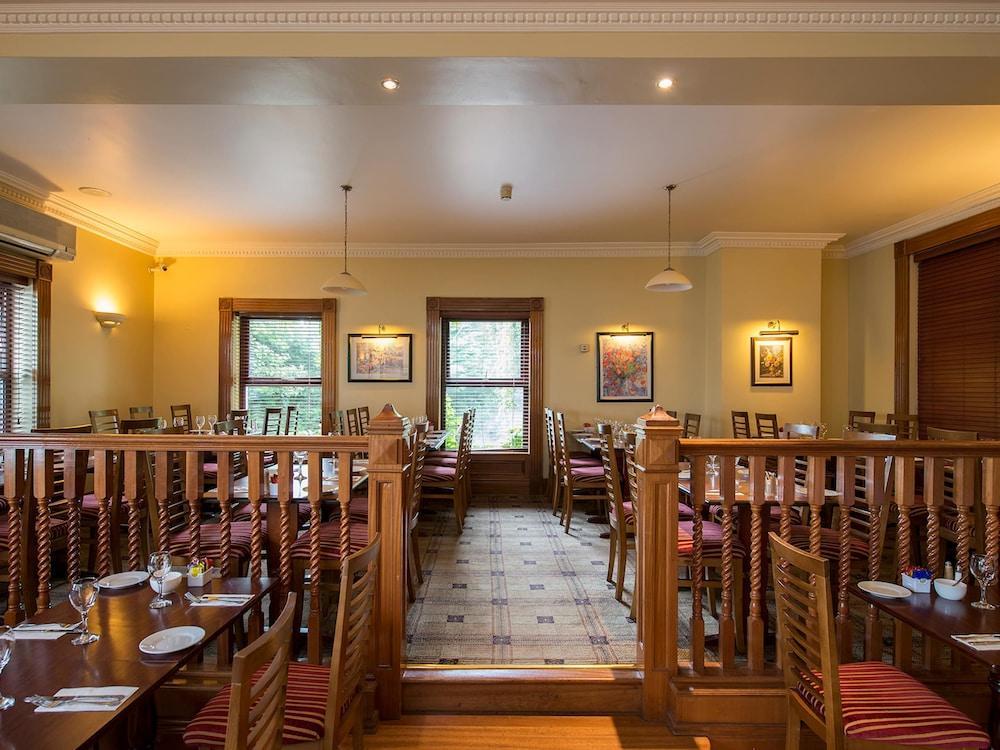 Conference And Leisure Centre Galway Oranmore