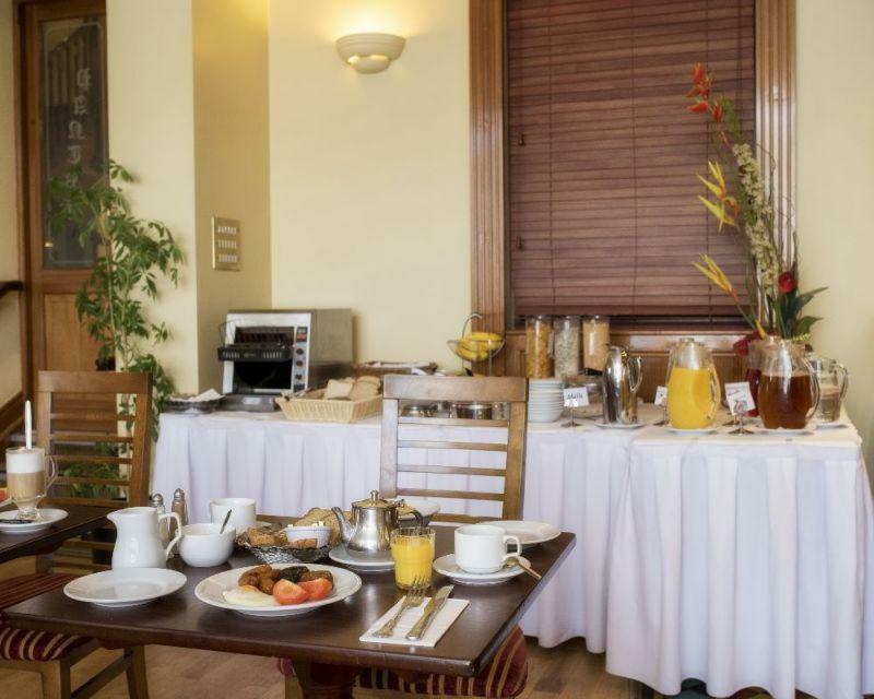 Conference And Leisure Centre Galway Hotel 4*